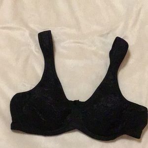Breezies Black Lace bra size 38B